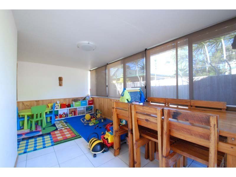 2/16 Nineteenth Avenue, Palm Beach QLD 4221