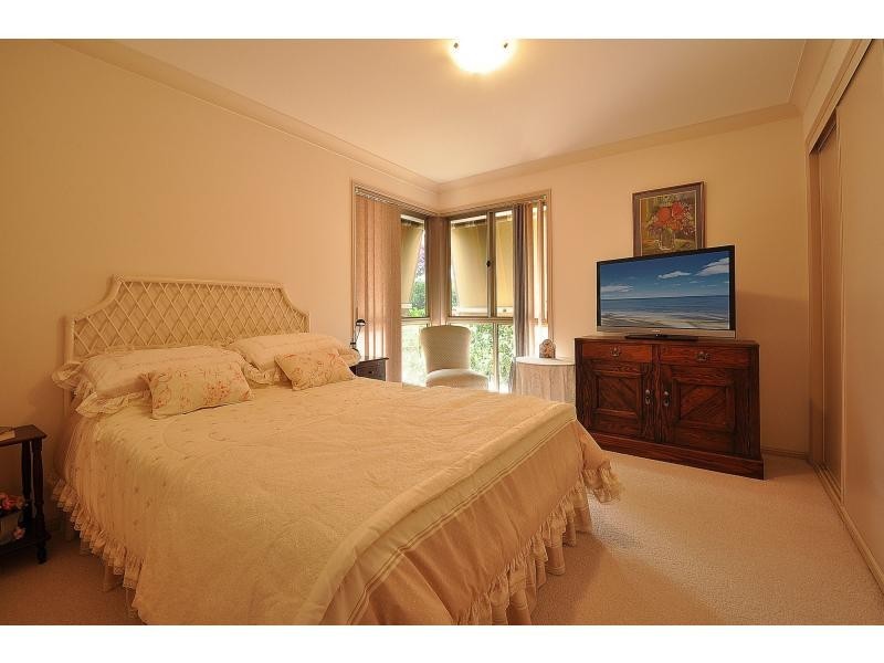 90 Dunlin Drive, Burleigh Waters QLD 4220