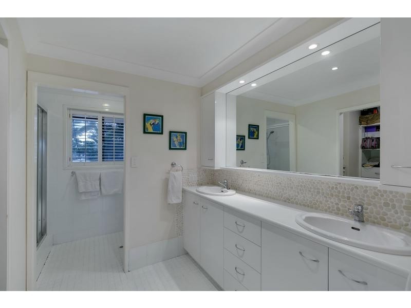 1 Lutana Avenue, Miami QLD 4220
