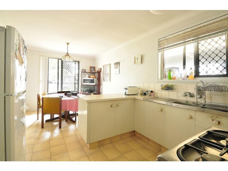 58 Bardon Avenue, Miami QLD 4220