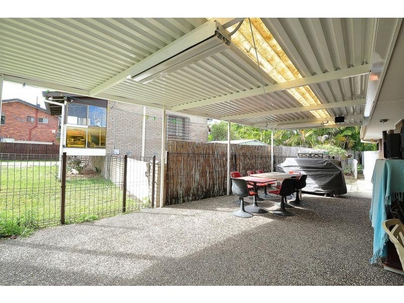 58 Bardon Avenue, Miami QLD 4220