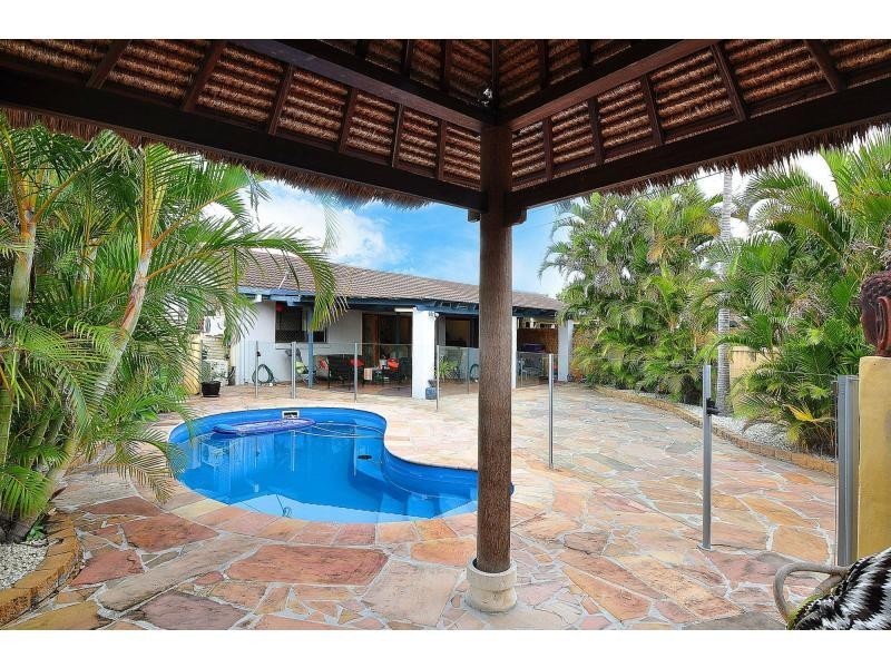 1/22 Adams Avenue, Miami QLD 4220