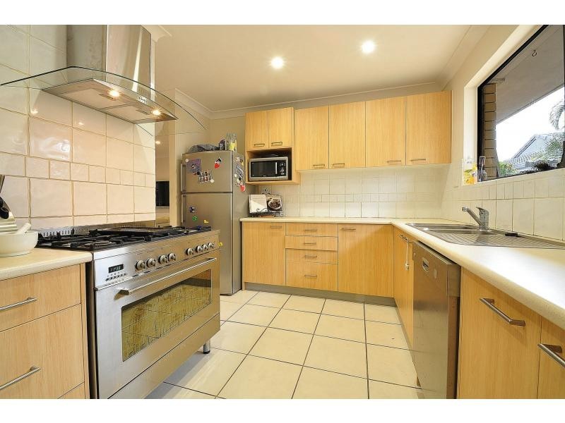 1/22 Adams Avenue, Miami QLD 4220