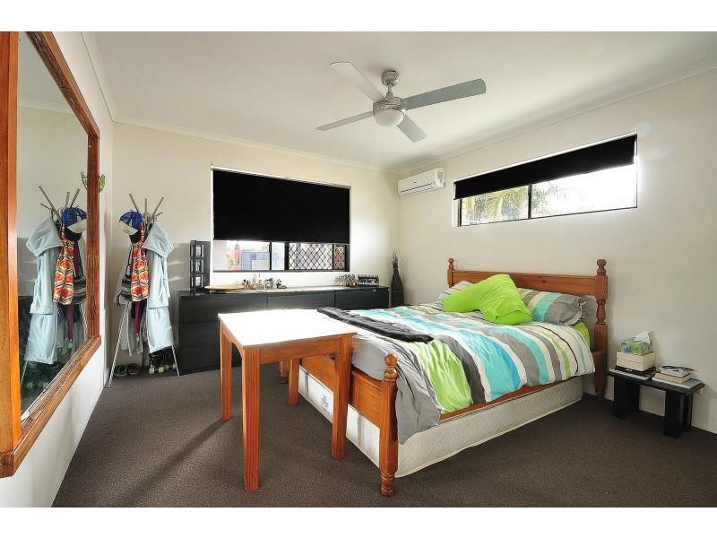 1/22 Adams Avenue, Miami QLD 4220