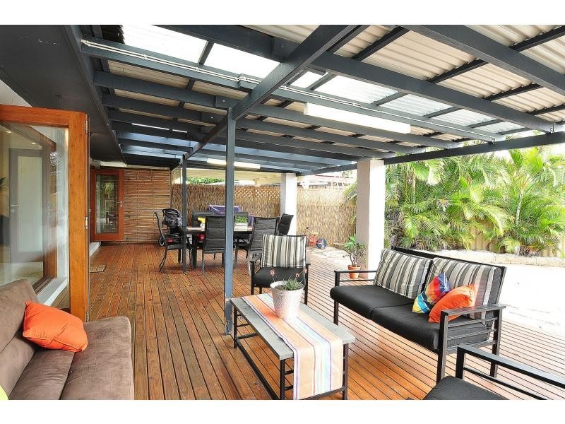 1/22 Adams Avenue, Miami QLD 4220