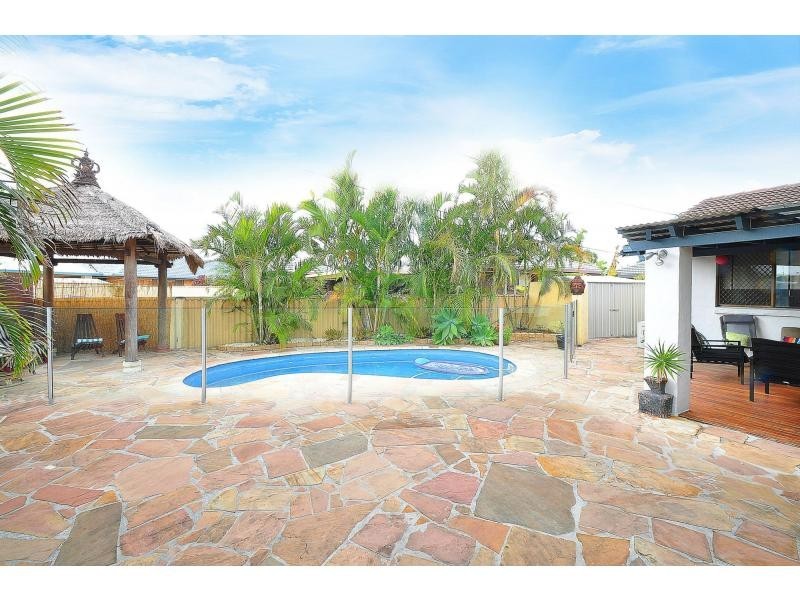 1/22 Adams Avenue, Miami QLD 4220