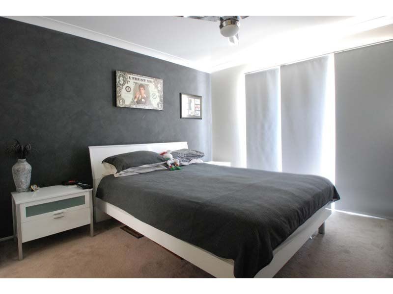 15 Summerwine Street, Burleigh Waters QLD 4220