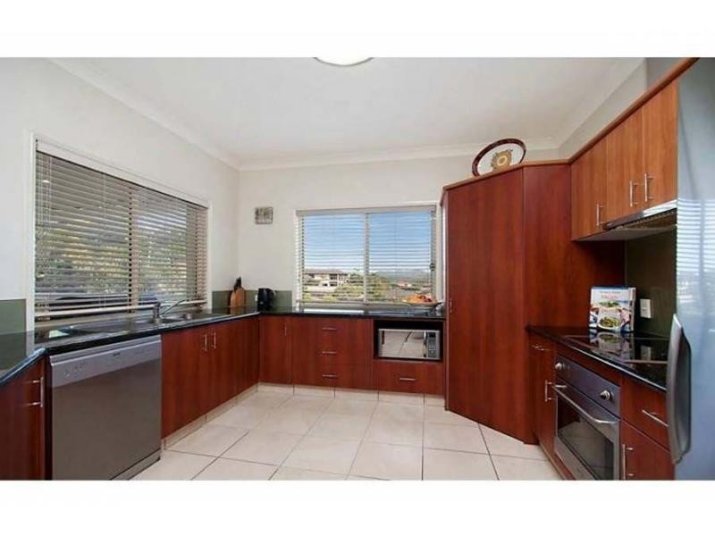 75 Sky Royal Terrace, Burleigh Heads QLD 4220