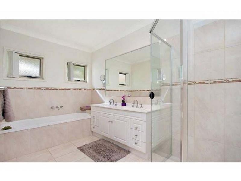 75 Sky Royal Terrace, Burleigh Heads QLD 4220