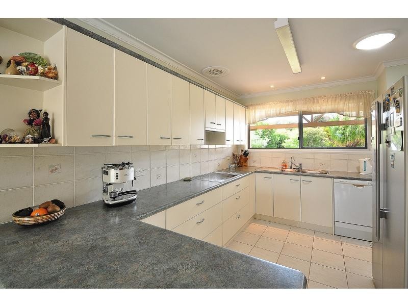 94 Jabiru Avenue, Burleigh Waters QLD 4220