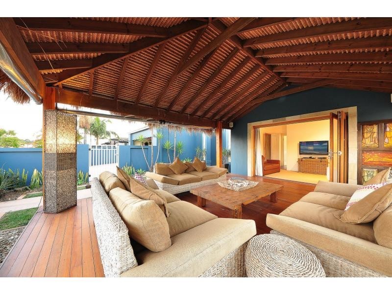 22 Tropicana Circuit, Burleigh Waters QLD 4220
