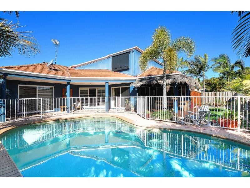 22 Tropicana Circuit, Burleigh Waters QLD 4220