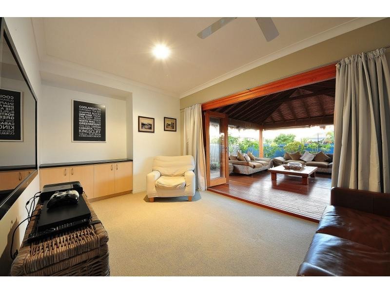 22 Tropicana Circuit, Burleigh Waters QLD 4220