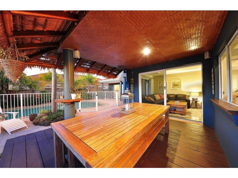 22 Tropicana Circuit, Burleigh Waters QLD 4220