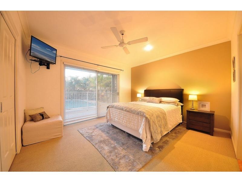 22 Tropicana Circuit, Burleigh Waters QLD 4220