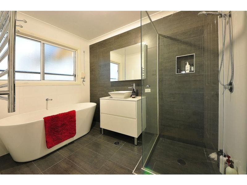 22 Tropicana Circuit, Burleigh Waters QLD 4220