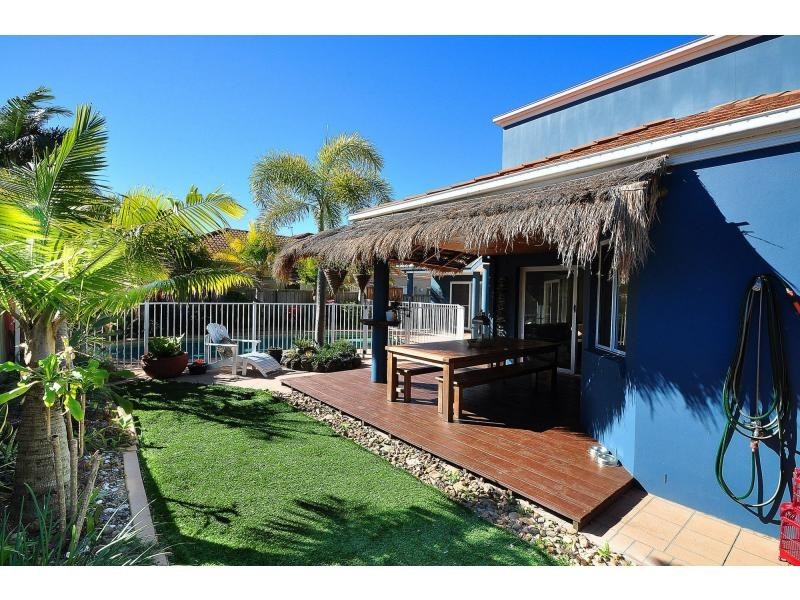 22 Tropicana Circuit, Burleigh Waters QLD 4220