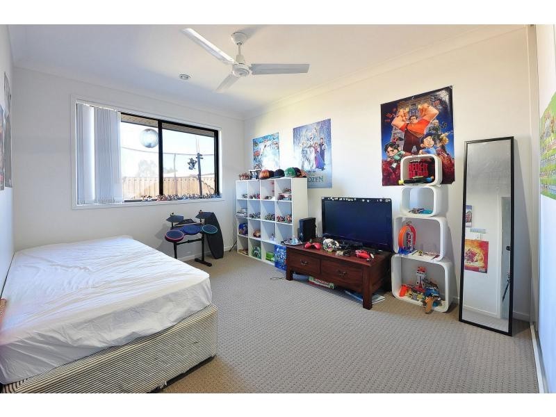 44 Lysterfield Rise, Upper Coomera QLD 4209