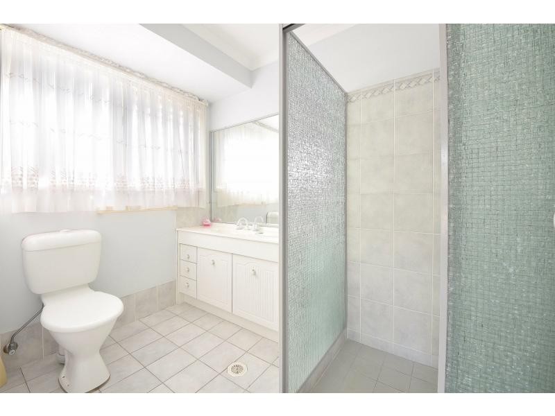 6 Fimiston Place, Burleigh Waters QLD 4220