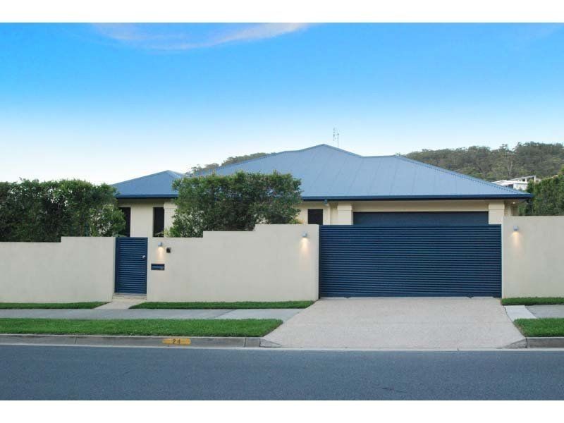 24 Tolga Road, Reedy Creek QLD 4227