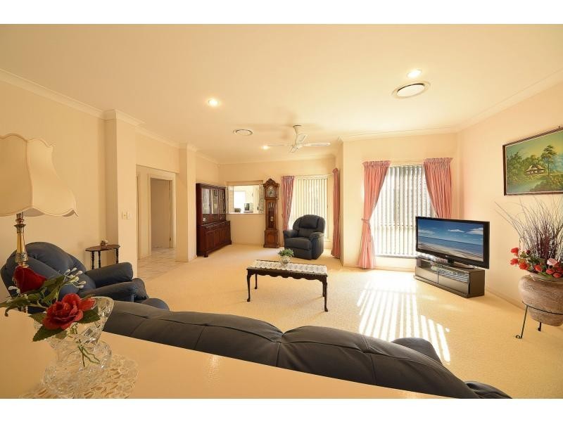 3 Fulmar Place, Burleigh Waters QLD 4220