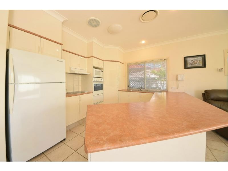 3 Fulmar Place, Burleigh Waters QLD 4220