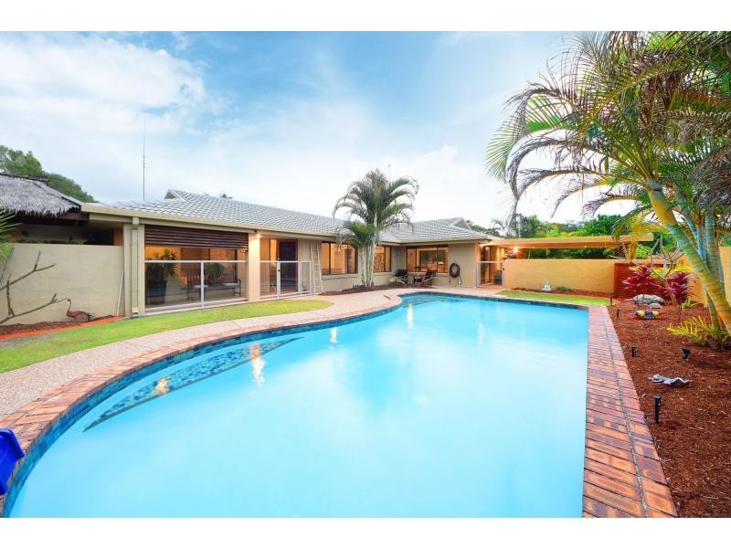 22 Bluejay Street, Burleigh Waters QLD 4220