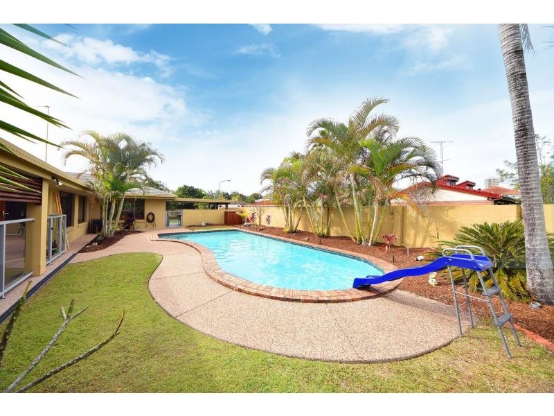 22 Bluejay Street, Burleigh Waters QLD 4220