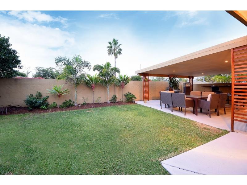 22 Bluejay Street, Burleigh Waters QLD 4220