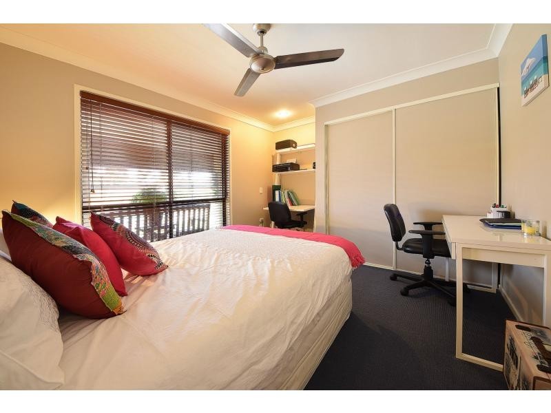 22 Bluejay Street, Burleigh Waters QLD 4220