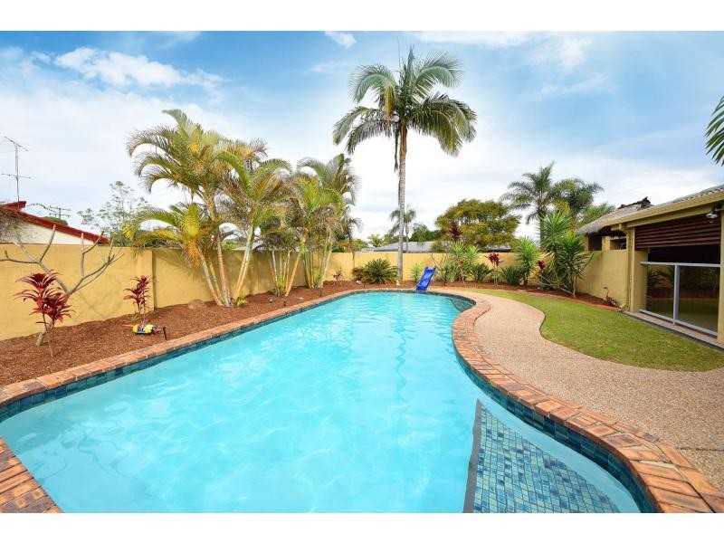 22 Bluejay Street, Burleigh Waters QLD 4220