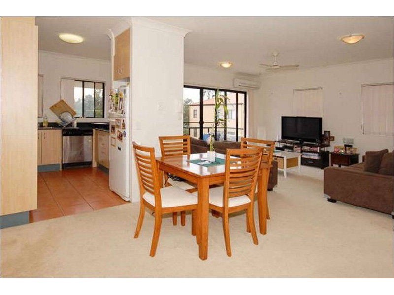 54/24 Slatyer Avenue, Bundall QLD 4217