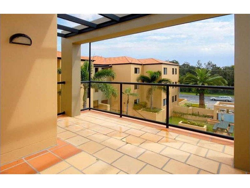 54/24 Slatyer Avenue, Bundall QLD 4217