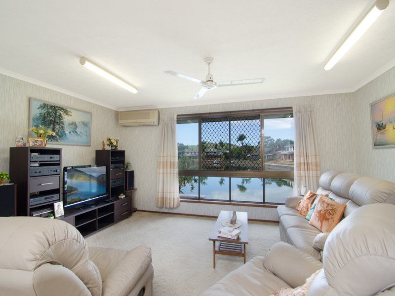 4 Spinnaker Court, Currumbin Waters QLD 4223