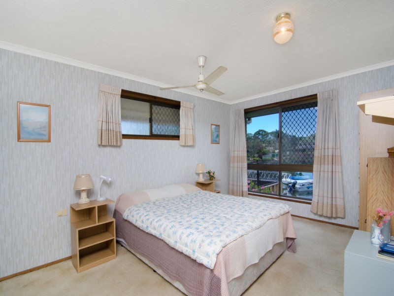 4 Spinnaker Court, Currumbin Waters QLD 4223