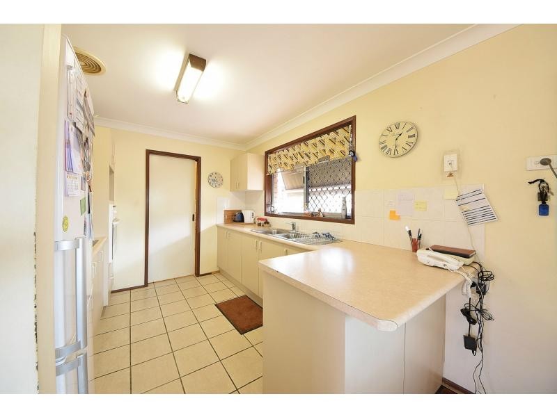 28 Dabchick Drive, Burleigh Waters QLD 4220