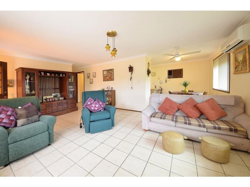 28 Dabchick Drive, Burleigh Waters QLD 4220