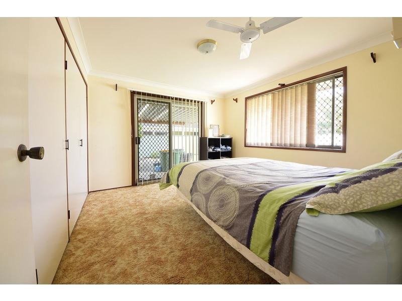 28 Dabchick Drive, Burleigh Waters QLD 4220