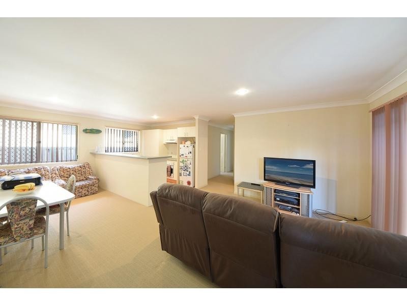 1/436 Cypress Terrace North, Palm Beach QLD 4221