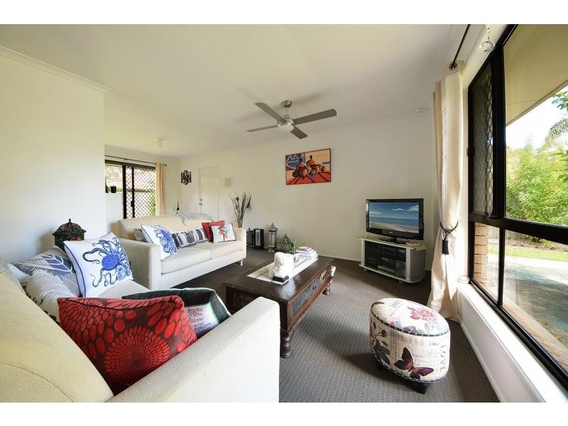 10 Capiten Court, Varsity Lakes QLD 4227