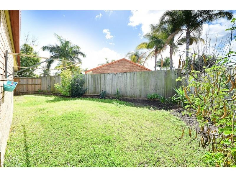 10 Capiten Court, Varsity Lakes QLD 4227