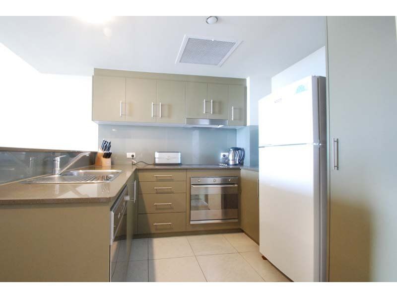 1042/1 Ocean Street, Burleigh Heads QLD 4220