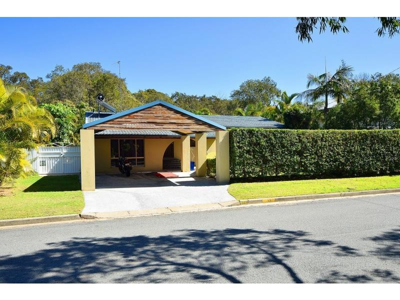 12 Barwon Street, Burleigh Waters QLD 4220