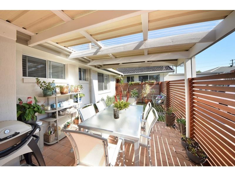 1/8 Russell Court, Miami QLD 4220