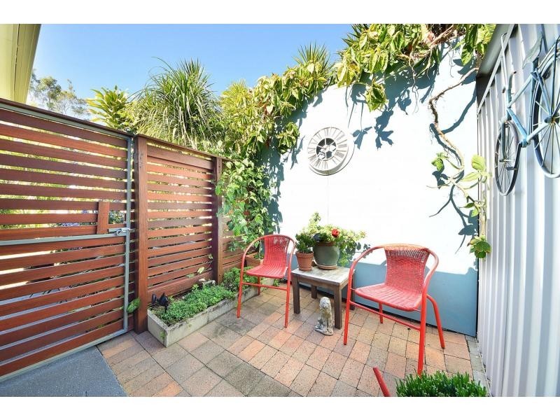 1/8 Russell Court, Miami QLD 4220