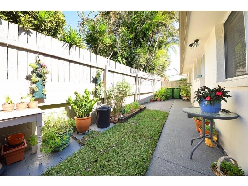 1/8 Russell Court, Miami QLD 4220