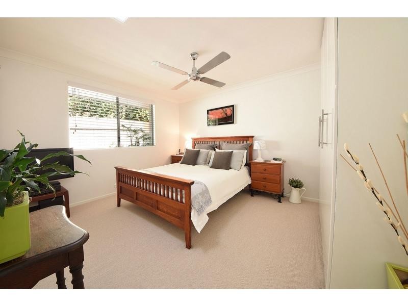 1/8 Russell Court, Miami QLD 4220
