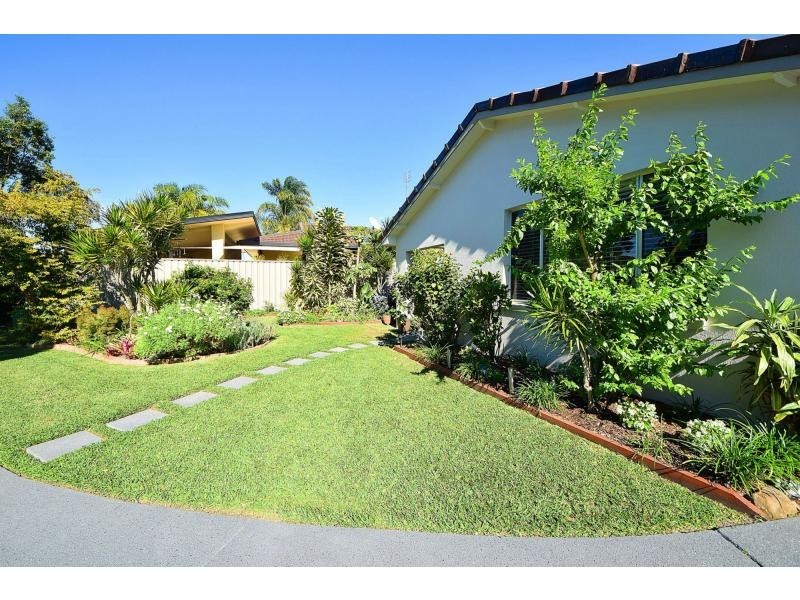 1/8 Russell Court, Miami QLD 4220