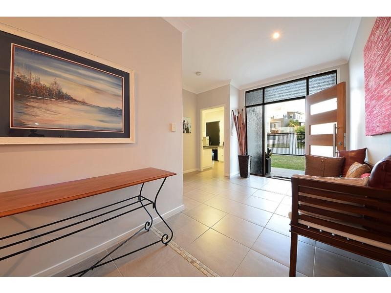 15 Barton Street, Reedy Creek QLD 4227