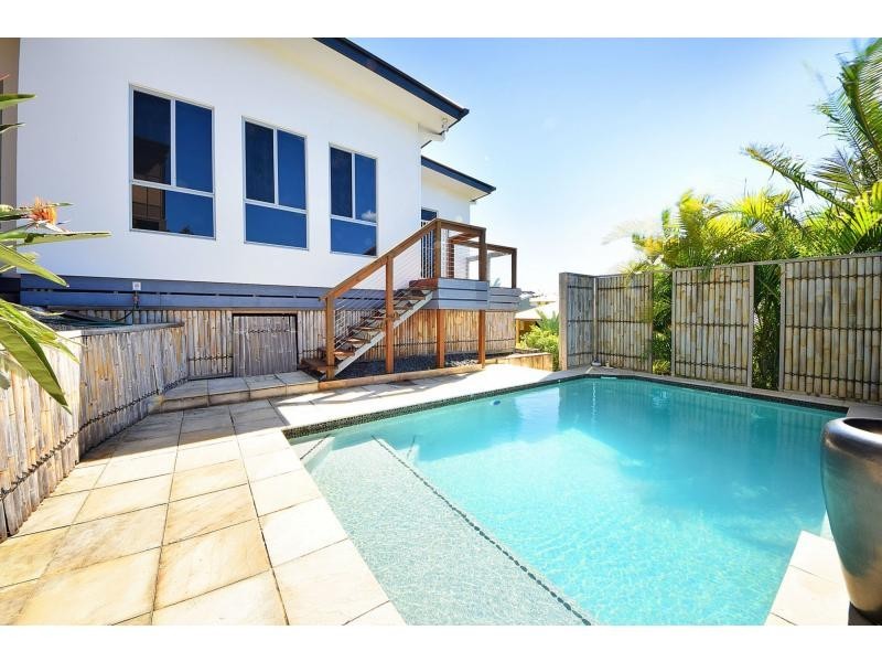 15 Barton Street, Reedy Creek QLD 4227